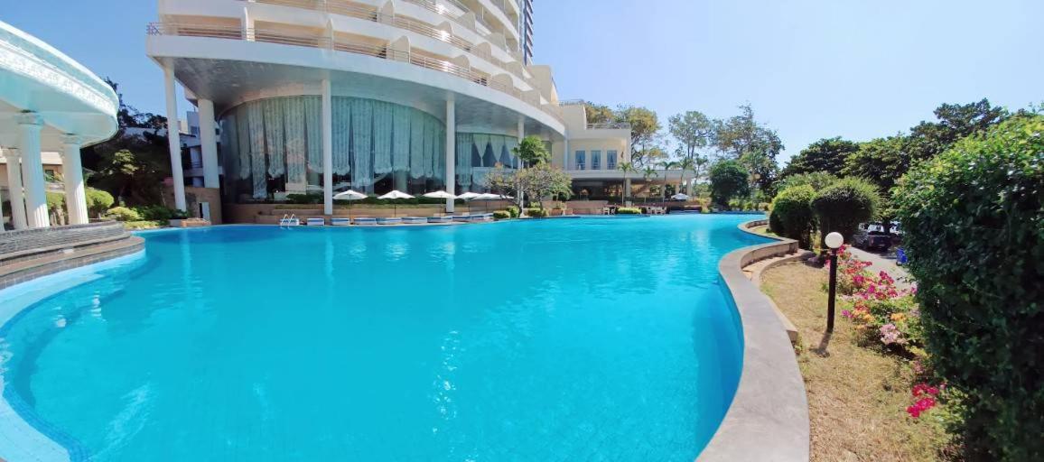 Adriatic Palace Hotel Pattaya Eksteriør bilde